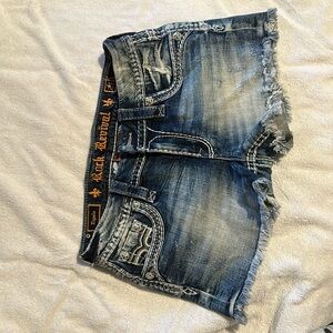Brand new without tags. Rock Revival Ziyala shorts size 25.